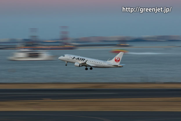 ジェイ・エア エンブラエル ERJ-170-100