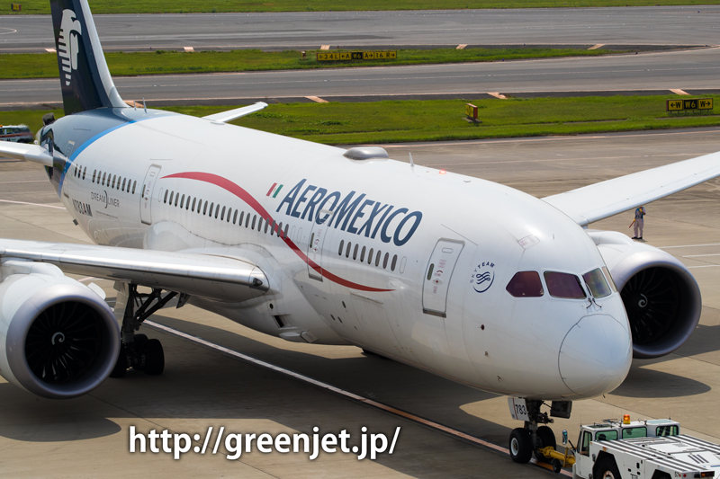 【成田の飛行機撮影スポット】第一ターミナル展望デッキ@アエロメヒコのB787