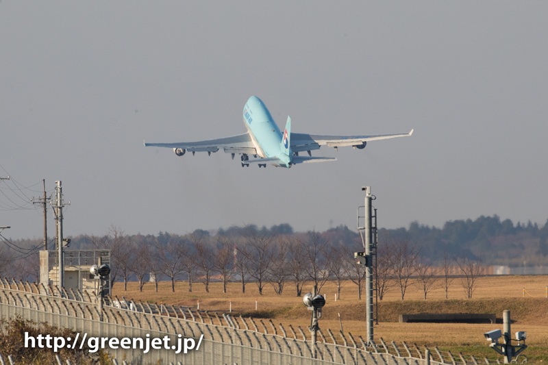 畑ポイントにて大韓航空のジャンボ