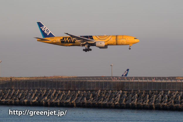 ANAスターウォーズJET/C-3PO＠京浜島つばさ公園