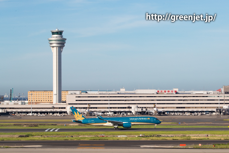 ベトナム航空のエアバスA350＠羽田空港国際ターミナル