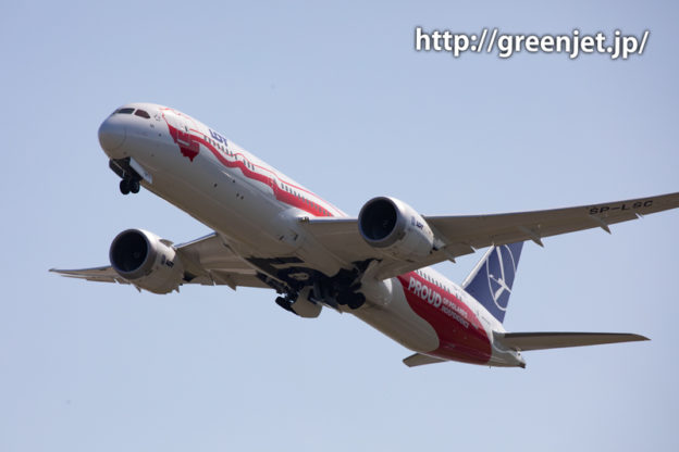 LOTポーランド航空のB787-9＠さくらの山