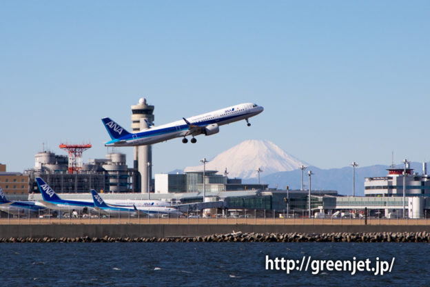 ハミングバードディパーチャーを超える！海上から撮る飛行機