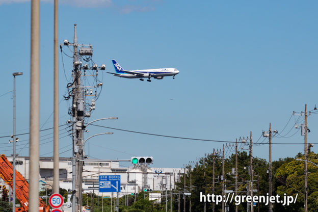 城南島の路上から飛行機を狙う！～羽田です！