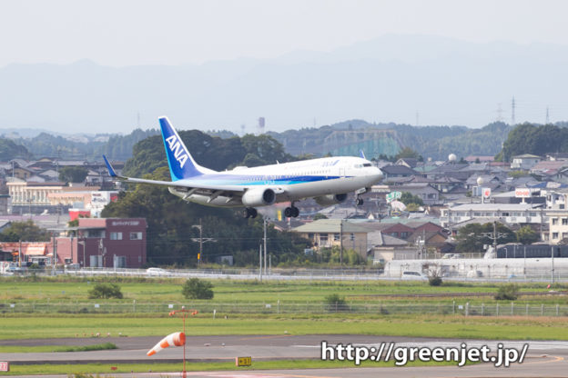 こういう街並みと飛行機の写真が好き！宮崎