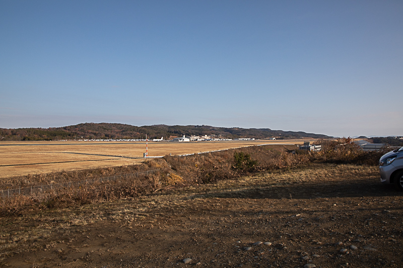 【岡山の飛行機撮影ポイント】RWY07南側の丘