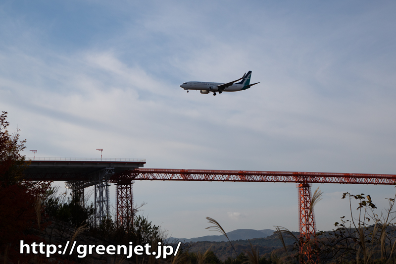 【広島の飛行機撮影ポイント】RWY10エンドの進入灯周辺