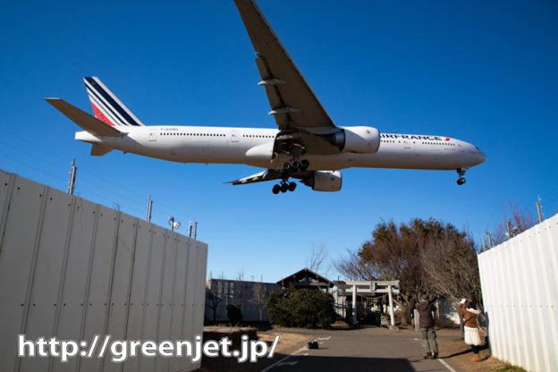 何度ココで飛行機撮っても物凄い迫力！成田
