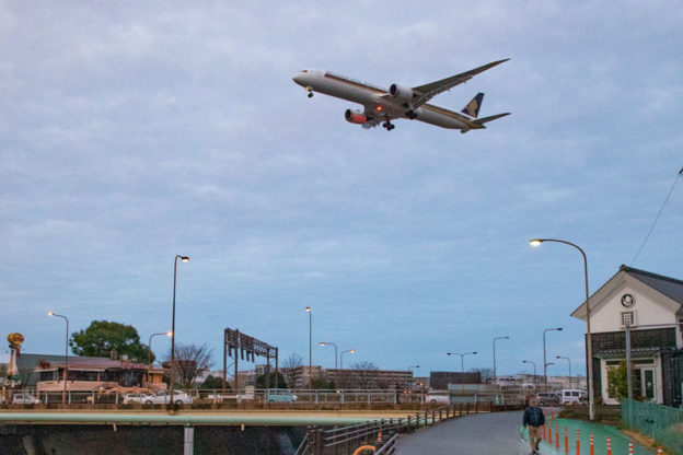 福岡にて～小川、渋い倉庫、そして飛行機！