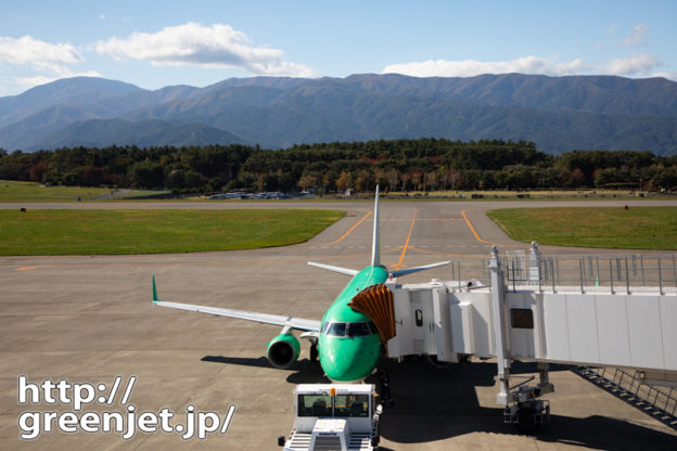 【松本の飛行機撮影ポイント】送迎デッキ