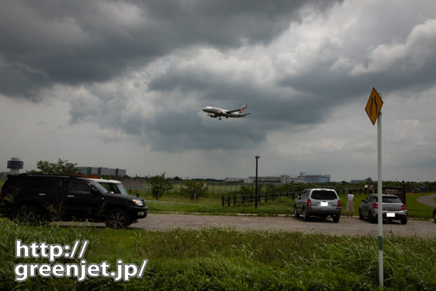 飛行機写真は必ずしも青空でなくとも