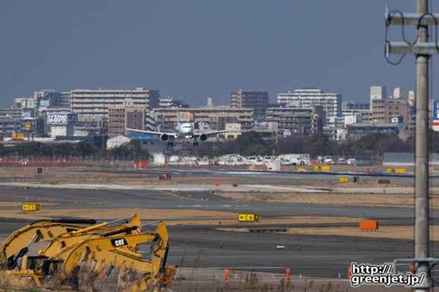 福岡で飛行機～街に溶け込む