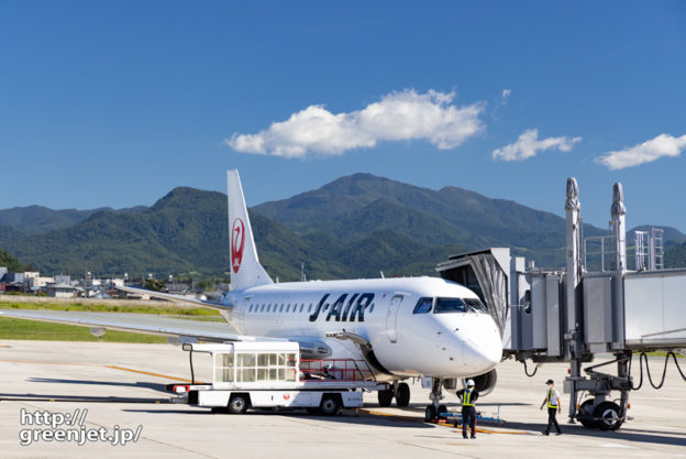 【山形の飛行機撮影ポイント】ターミナルビル横