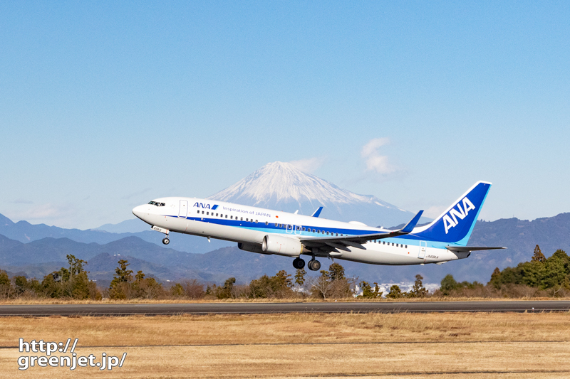 静岡で飛行機～超低空で富士山前を通過