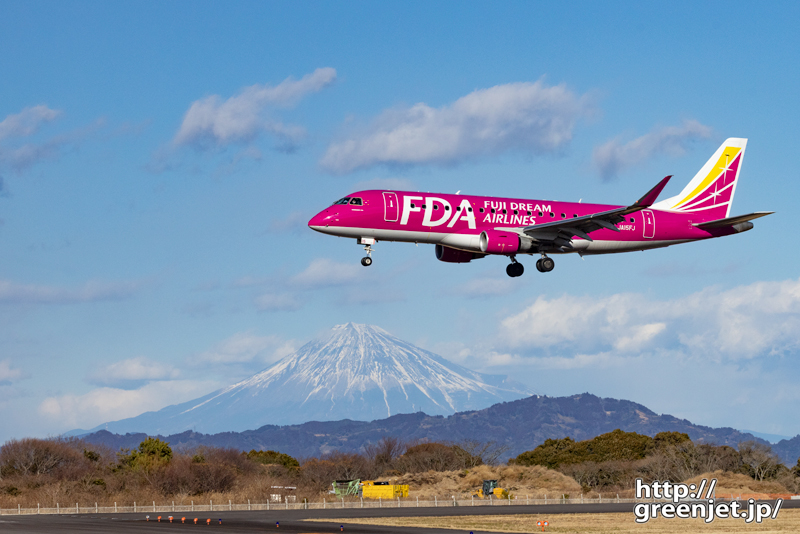 静岡で飛行機～ローズピンクFDAと富士