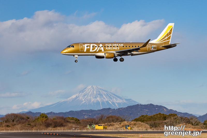 静岡で飛行機～ゴールドFDAと富士