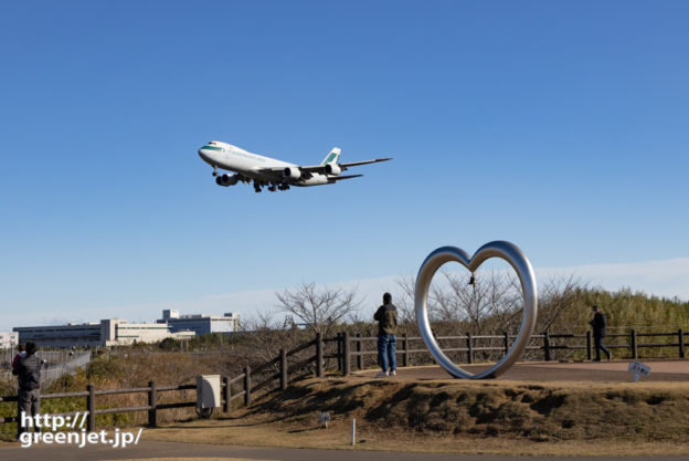 成田で飛行機～オールドカラージャンボに銀のハート