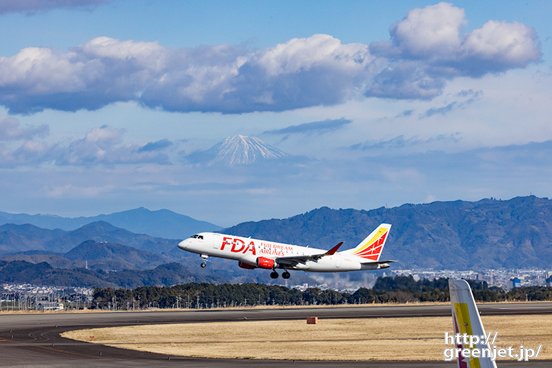 静岡で飛行機～幻想的富士とホワイトFDA