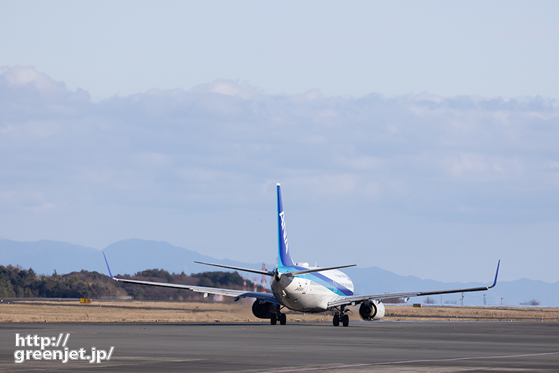 静岡で飛行機～B737のお尻が美しかった