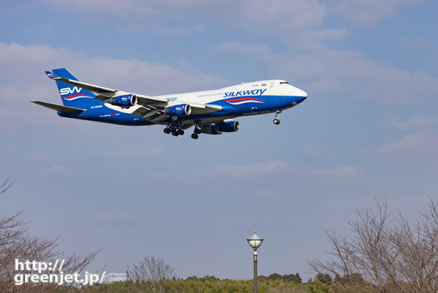 成田で飛行機～シルクウェイのジャンボ！