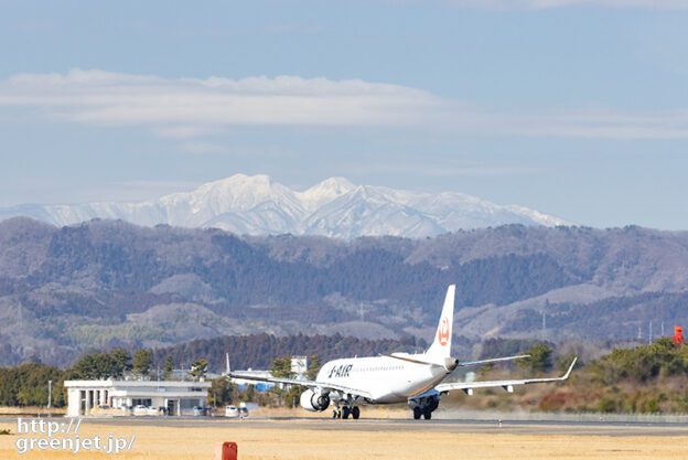 仙台で飛行機～雪山と飛行機のお尻