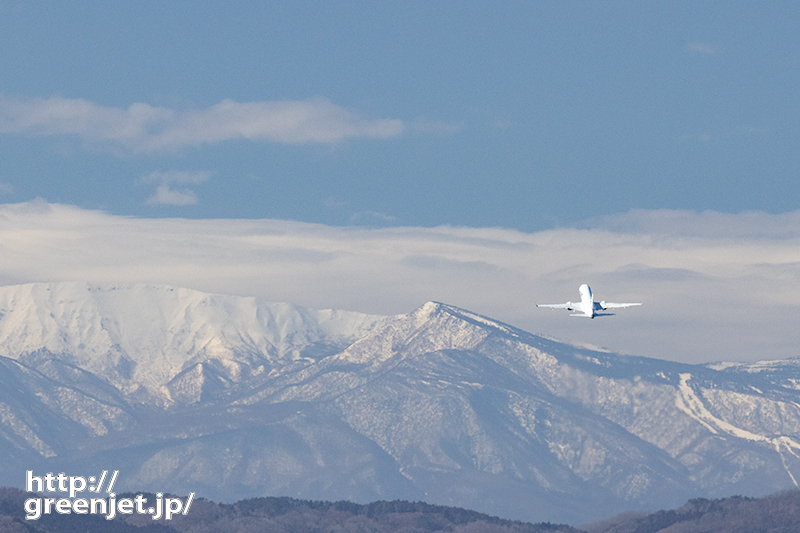 仙台で飛行機～雪山超えの上昇シーンもいい