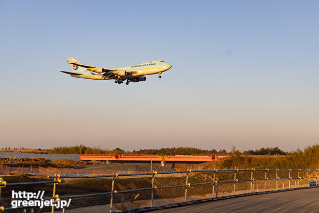 成田で飛行機～工事現場とコリアンジャンボ