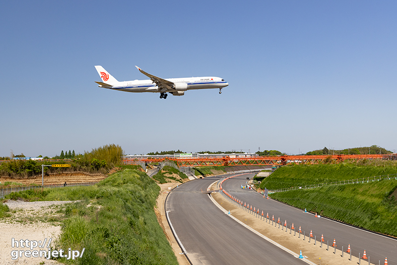 成田で飛行機～真っ新高速とチャイナのA350
