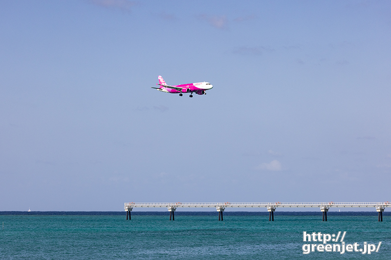 【那覇の飛行機撮影ポイント】瀬長島ウミカジテラス前