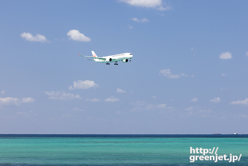 【那覇の飛行機撮影ポイント】瀬長島ウミカジテラス前