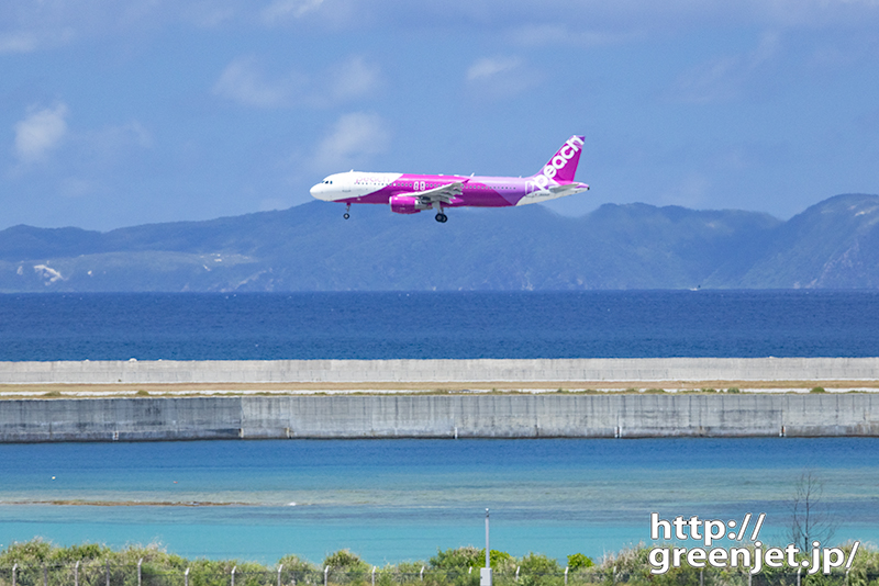 【那覇の飛行機撮影ポイント】国内線展望デッキ南側