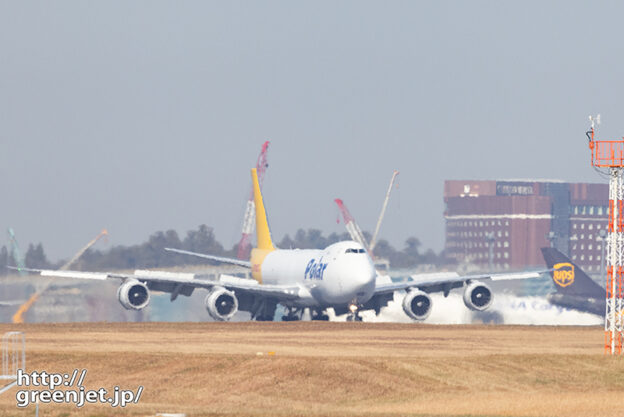 成田で飛行機～距離あっても迫力のジャンボ