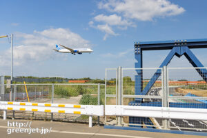 成田で飛行機～橋上の涼と新ユナイテッド