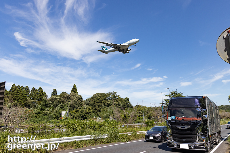 成田で飛行機～キャセイジャンボをギリで